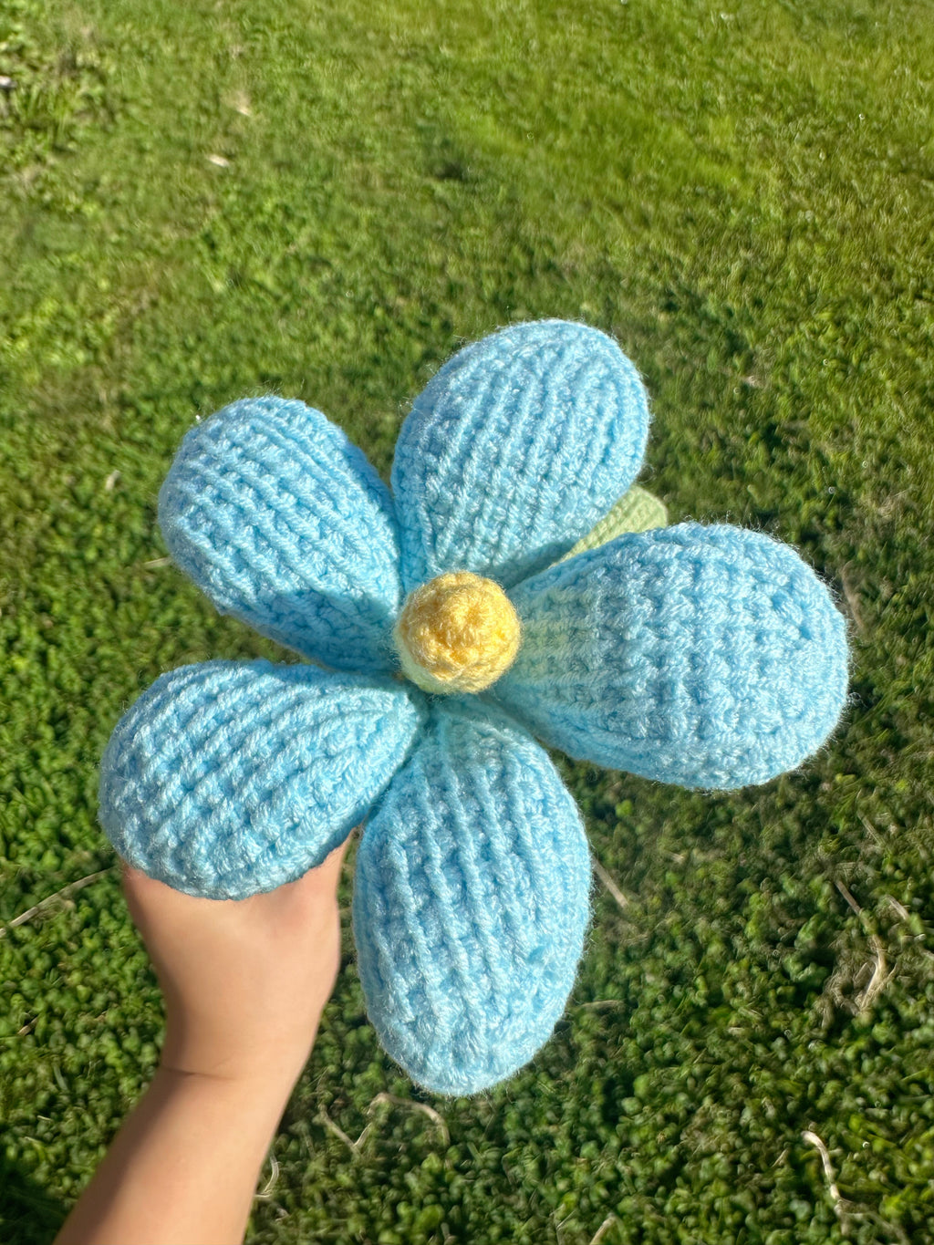 Pastel Crochet Flower with Stem – Choose Your Color